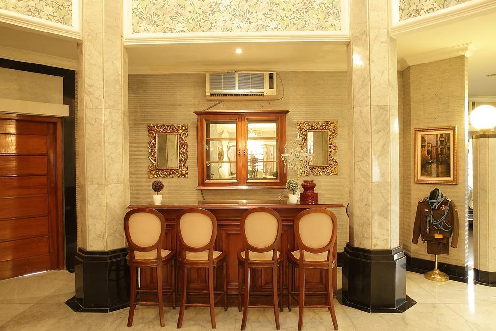 Arimbi Pejaten Suites Jakarta Exterior photo
