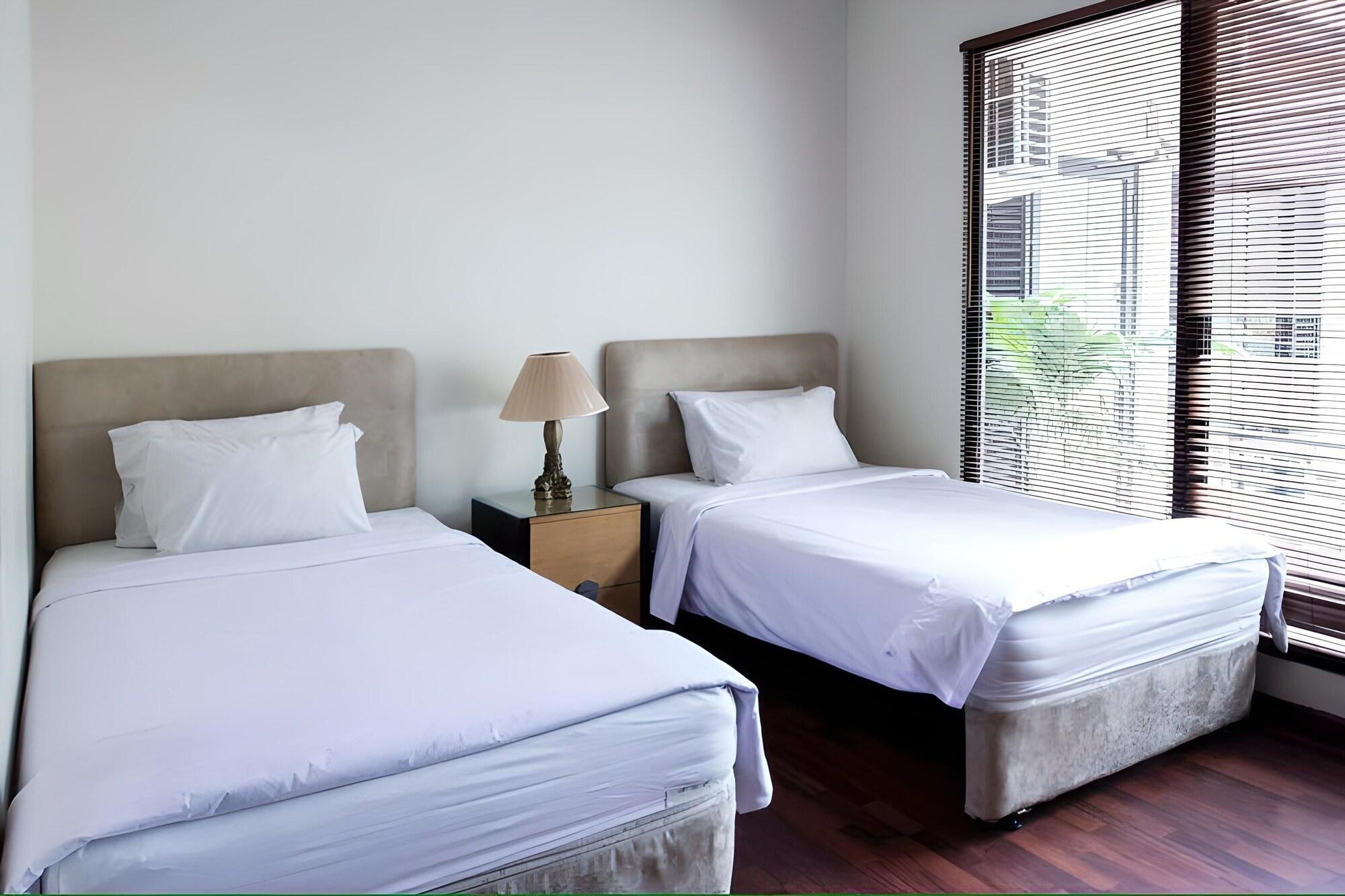 Arimbi Pejaten Suites Jakarta Exterior photo