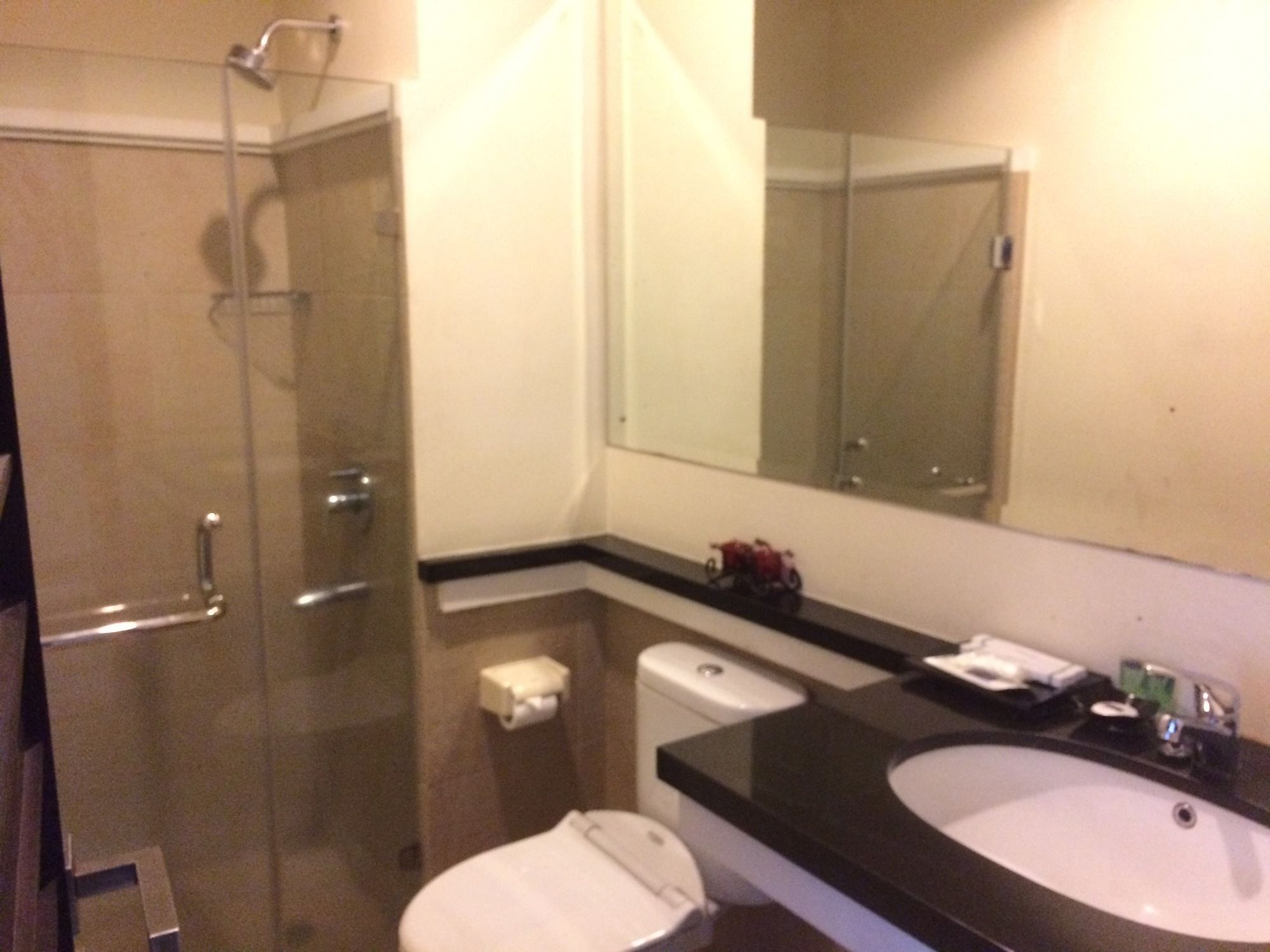 Arimbi Pejaten Suites Jakarta Exterior photo