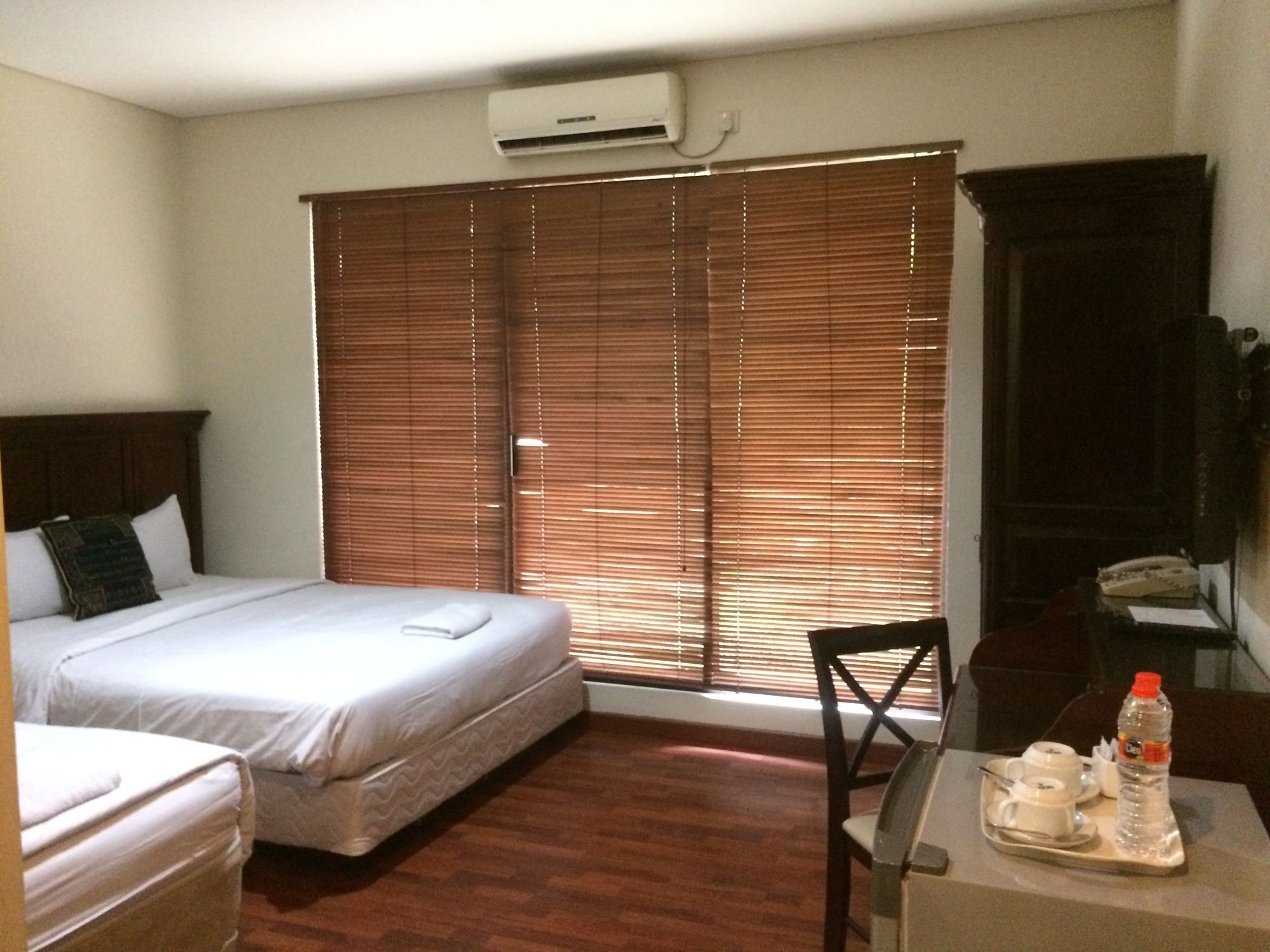 Arimbi Pejaten Suites Jakarta Exterior photo